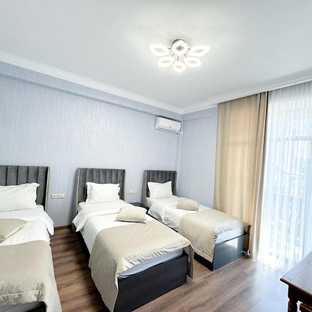 Armenia Hotel Jerevan Eksteriør billede
