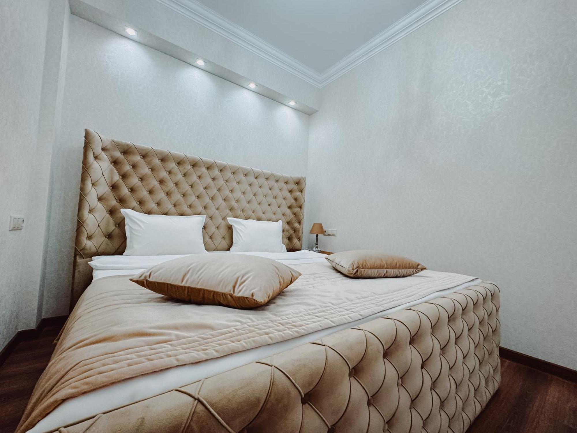 Armenia Hotel Jerevan Eksteriør billede