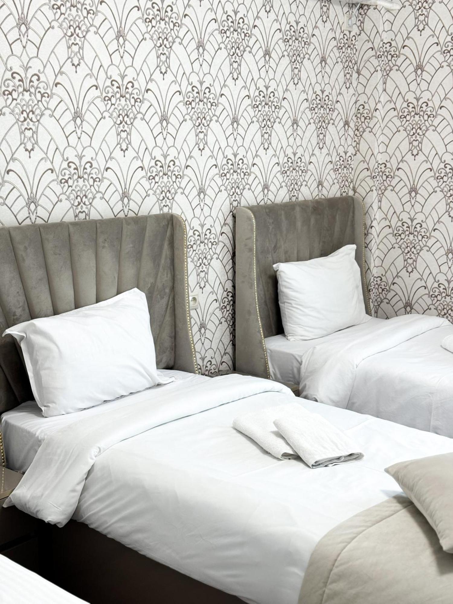 Armenia Hotel Jerevan Eksteriør billede