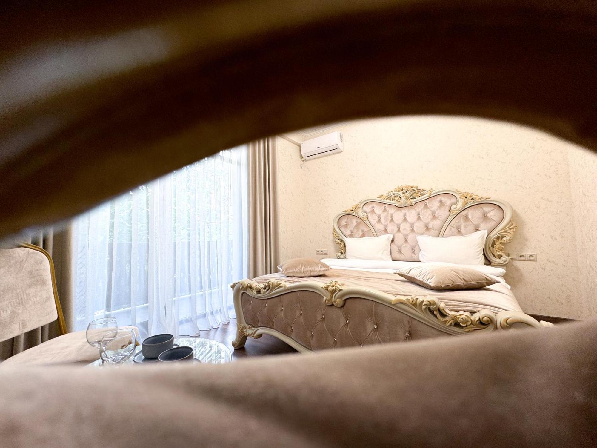 Armenia Hotel Jerevan Eksteriør billede