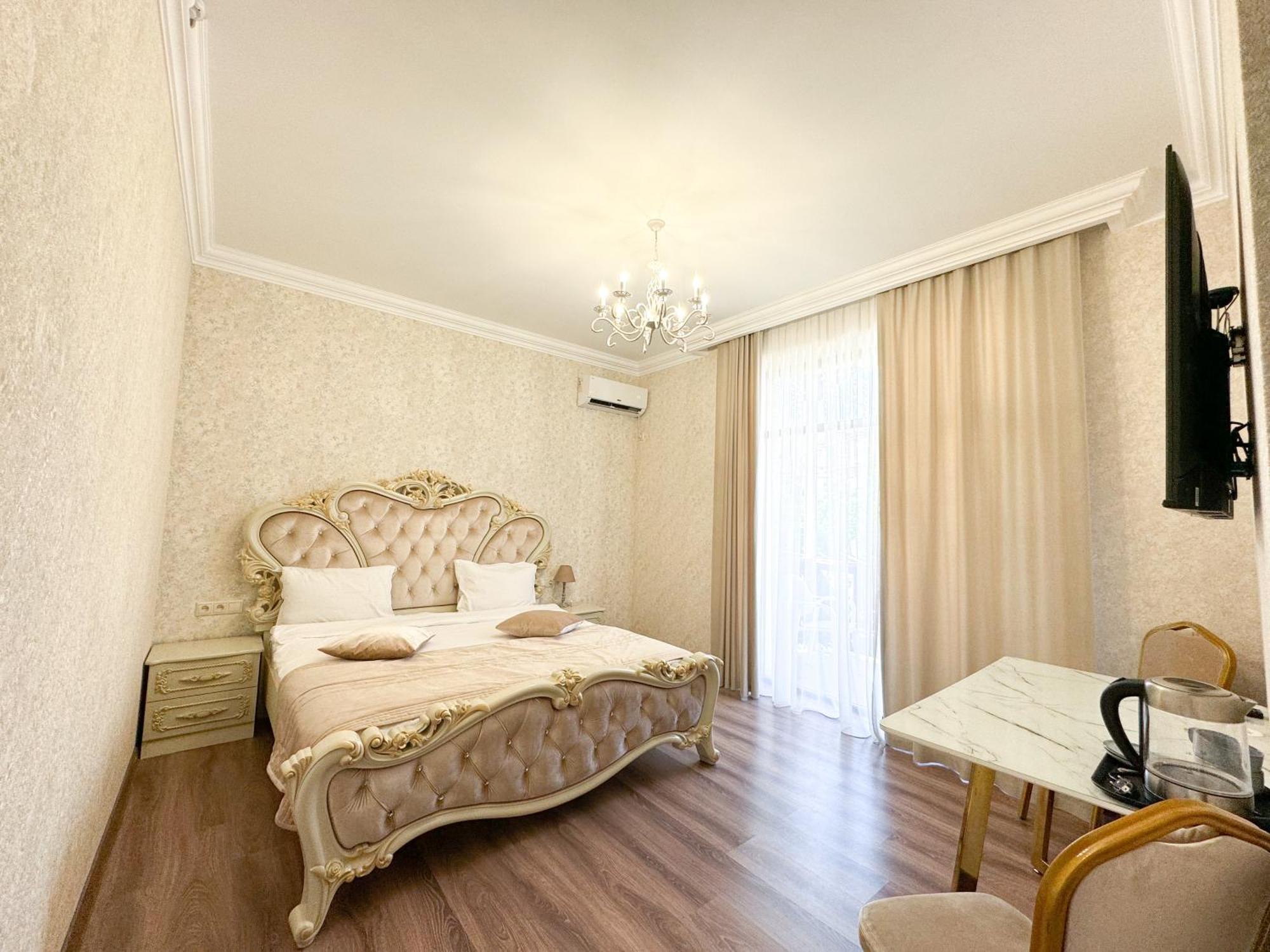 Armenia Hotel Jerevan Eksteriør billede