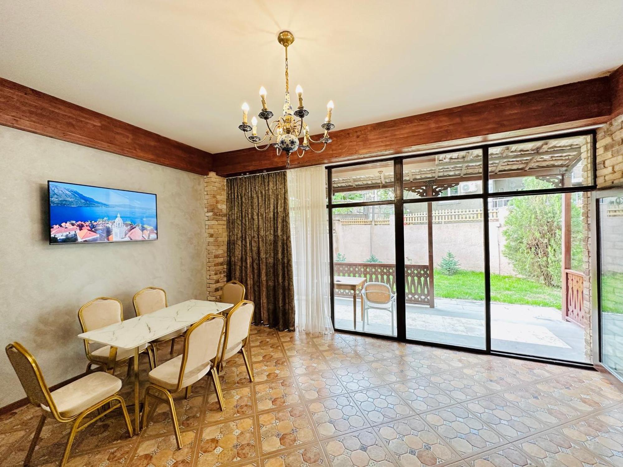 Armenia Hotel Jerevan Eksteriør billede